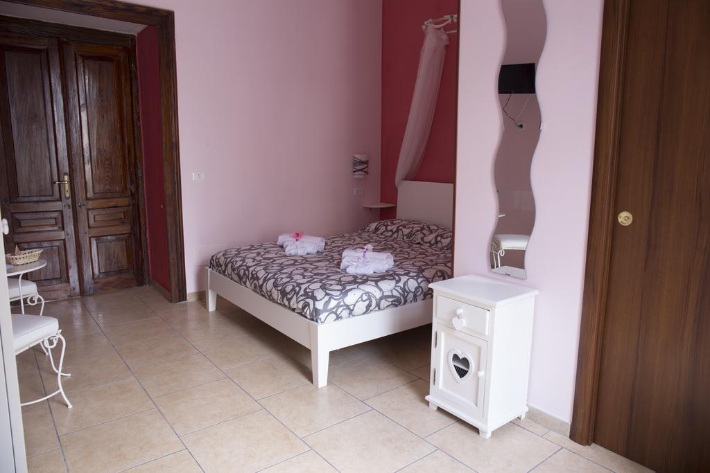 B&B Room 116 Наполи Стая снимка