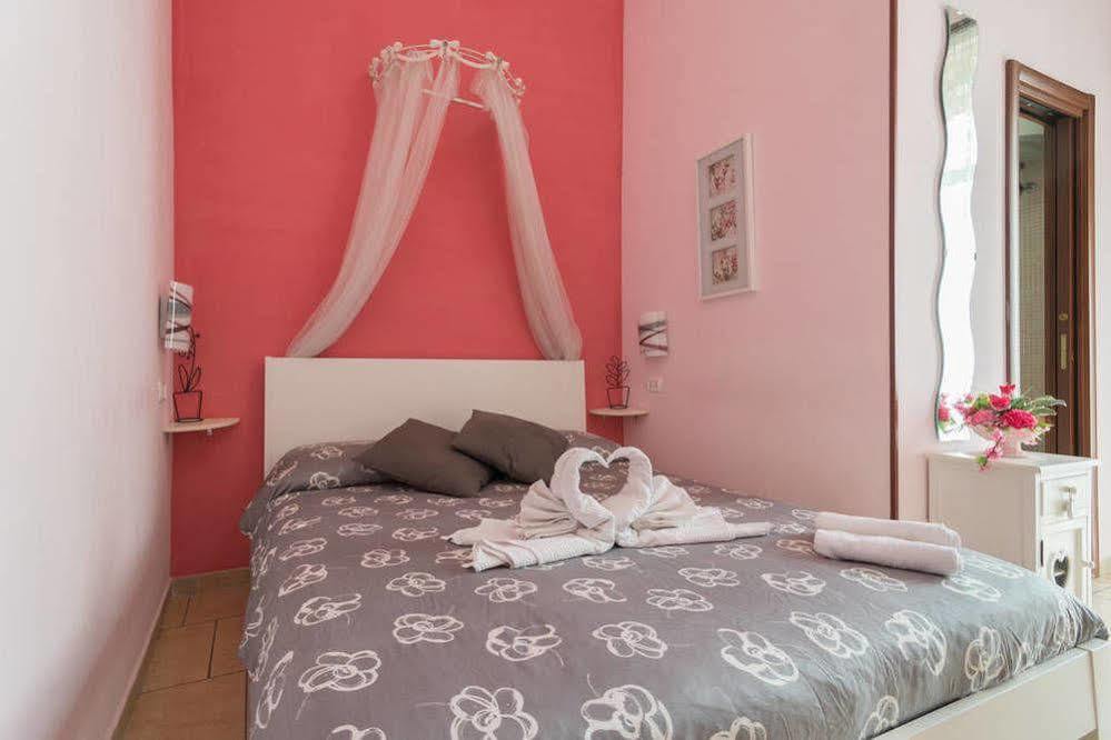 B&B Room 116 Наполи Екстериор снимка